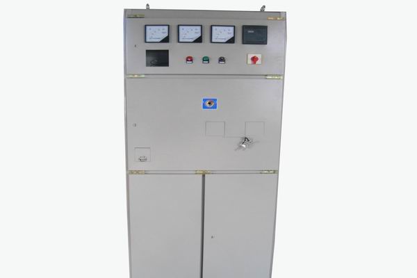 曲麻莱控制柜-使用3683控制柜前进行这些检查